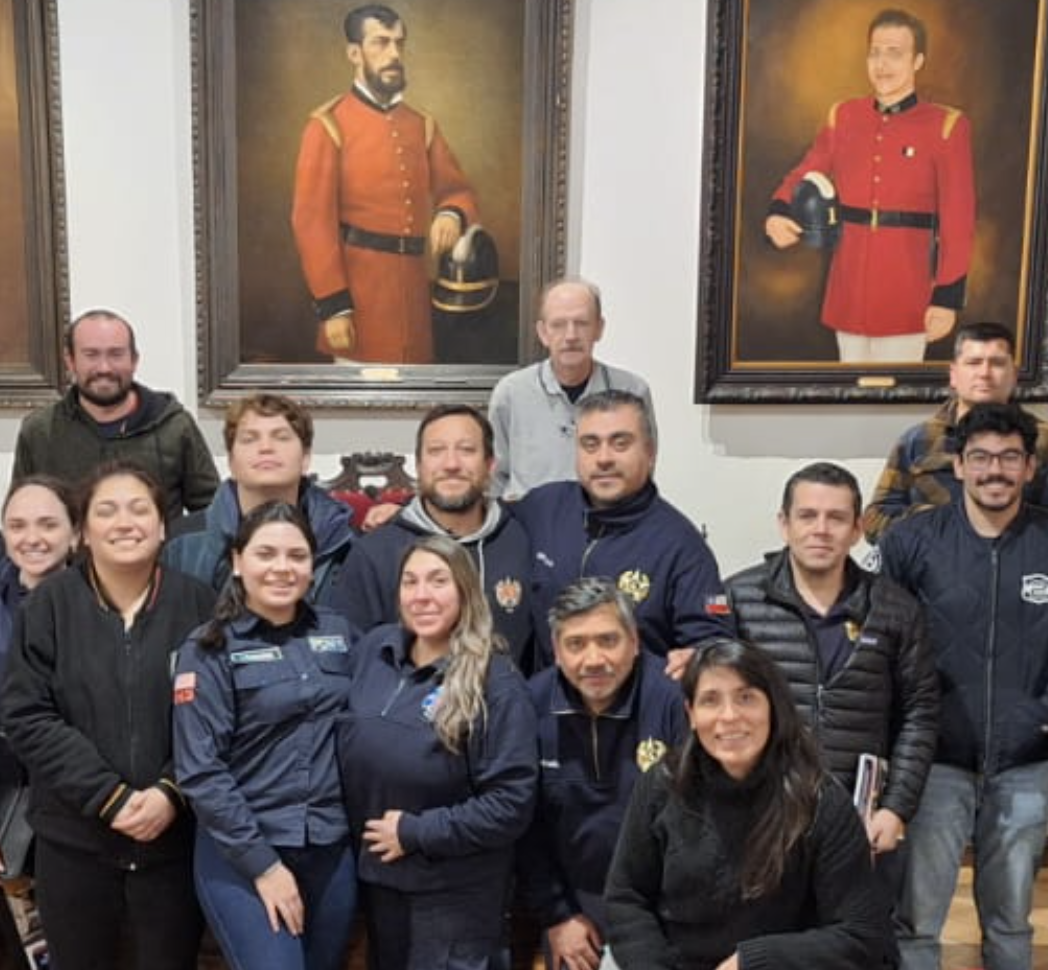 La Heroica tiene nuevos bomberos profesionales